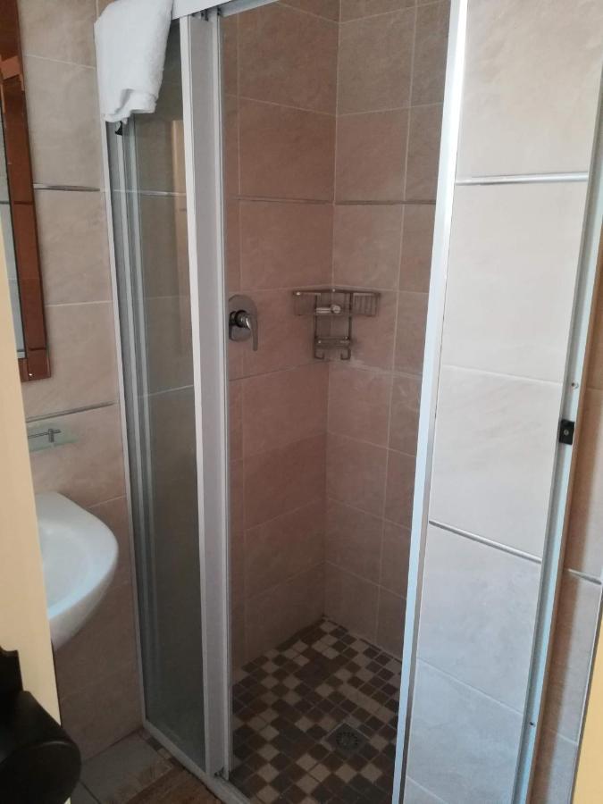 Appartamento Lalela House Johannesburg Esterno foto